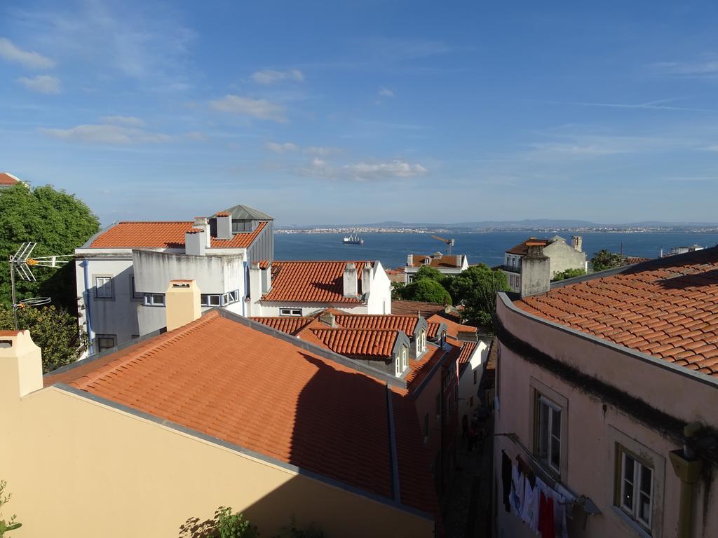 Apartments Center Castelo De Sao Jorge Lisboa Exteriör bild